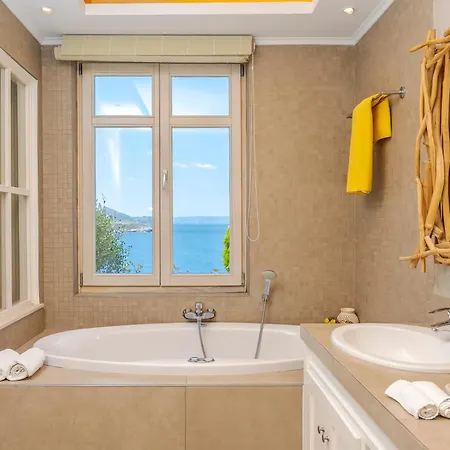 Sk Place Luxury Seafront Chania *